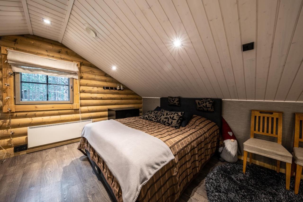 Villa Hullun Mustikka Levi Esterno foto